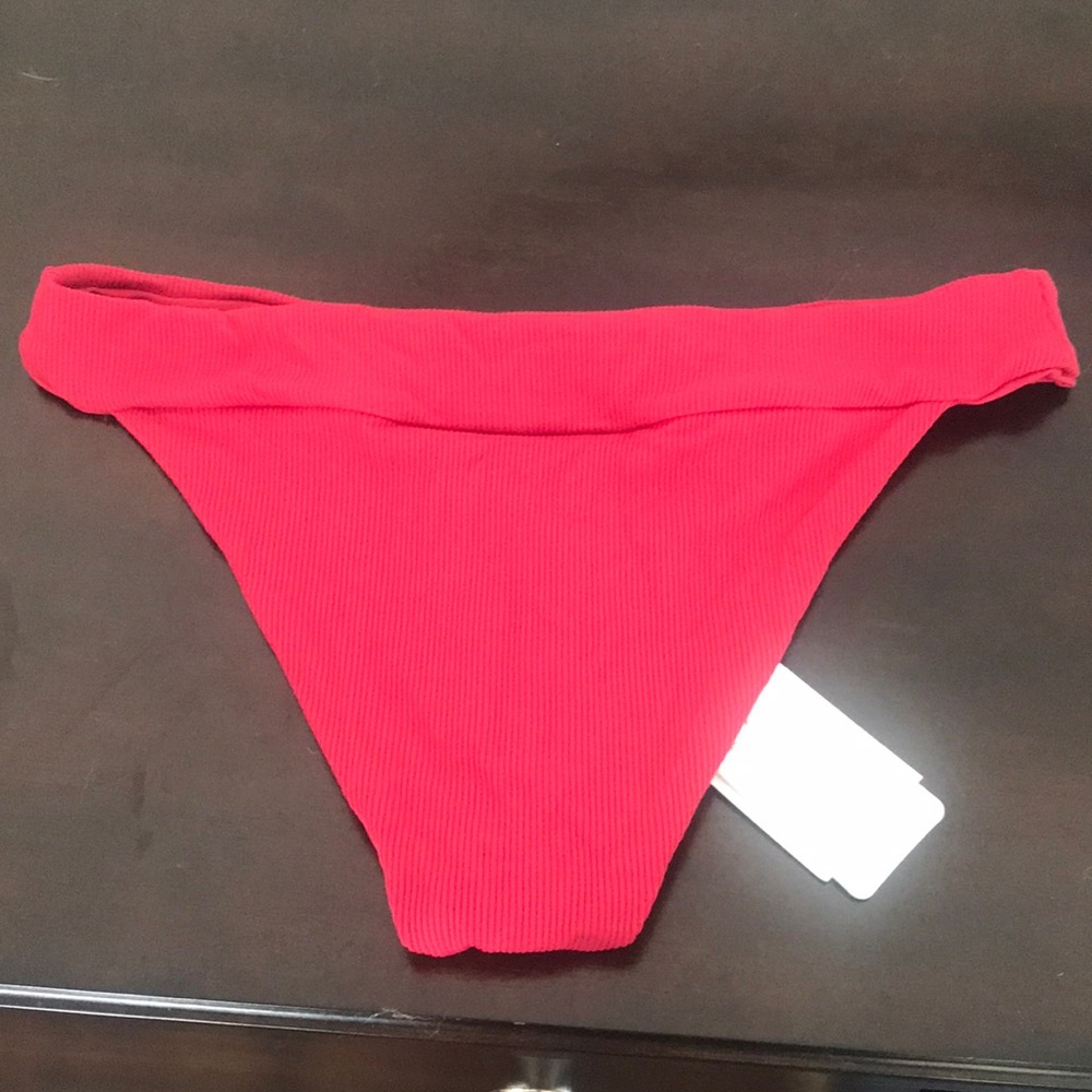 L space bikini